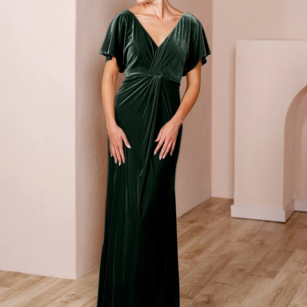 Revelry The Gwen Velvet Dress Emerald Green